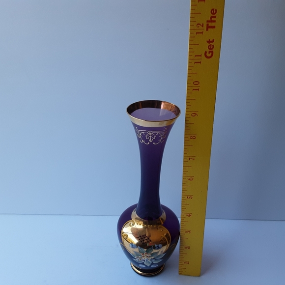 Vtg Ucagco Purple Amethyst Raised Enamel Gold Gilt Floral Single Bud Flute Vase - Picture 9 of 11